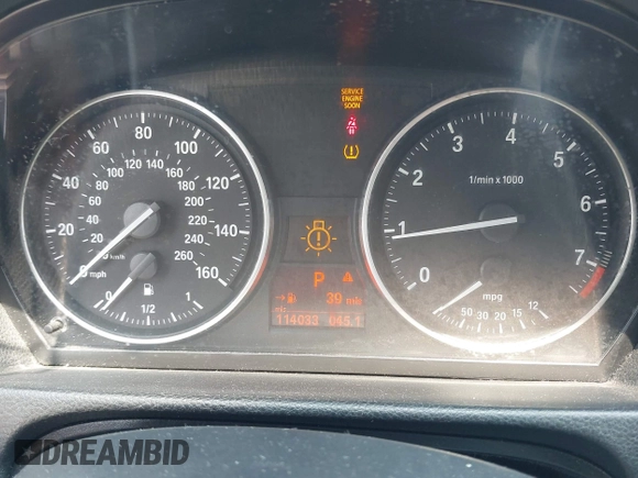 2011 BMW 3 Series 328i xDrive z VIN WBAPK5C52BA661343, wystawiony jako IAAI lot #42472552 z przebiegiem 114 033 mil mil oraz . Historia ofert i sprzedaży dostępna na DreamBid. Obrazek 7.