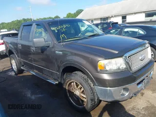 2007 Ford F-150 XLT с VIN 1FTPW14V67FA39238, выставлен на аукционе IAAI как лот 42633870 с пробегом 130 880 миль миль и . История ставок и продаж доступна на DreamBid. Изображение 1.