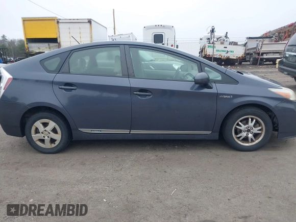 2011 Toyota Prius I with VIN JTDKN3DU9B0312488, listed as a IAAI auction lot 41928385 with 278,971 mi miles. Bid and sale history available at carsss.com. Image 13.
