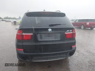 2013 BMW X5 xDrive35i z VIN 5UXZV4C53D0B23239, wystawiony jako IAAI lot #42200152 z przebiegiem 173 463 mil mil oraz . Historia ofert i sprzedaży dostępna na DreamBid. Obrazek 16.