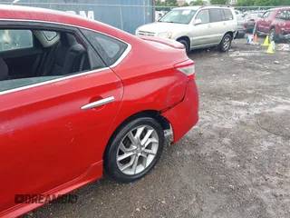 2013 Nissan Sentra SR z VIN 3N1AB7AP1DL743541, wystawiony jako IAAI lot #42216757 z przebiegiem 142 583 mil mil oraz . Historia ofert i sprzedaży dostępna na DreamBid. Obrazek 6.