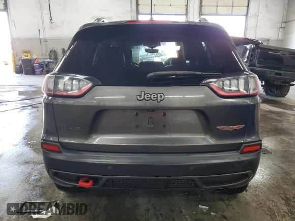 2019 Jeep Cherokee Trailhawk Elite with VIN 1C4PJMBX2KD112355, listed as a Copart auction lot 88948135 with 130,136 mi miles and Salvage Title. Bid and sale history available at carsss.com. Image 6.