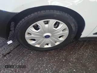 2019 Ford Transit Connect XL z VIN NM0LS7E28K1411828, wystawiony jako IAAI lot #42516582 z przebiegiem 84 198 mil mil oraz . Historia ofert i sprzedaży dostępna na DreamBid. Obrazek 40.