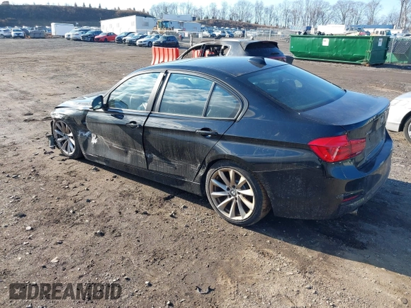 2018 BMW 3 Series 320i xDrive with VIN WBA8E5G57JNU47476, listed as a IAAI auction lot 41319816 with 38,755 mi miles. Bid and sale history available at carsss.com. Image 3.