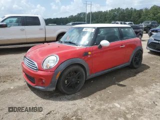 2013 MINI Hardtop with VIN WMWSU3C54DT687765, listed as a Copart auction lot 54677425 with Not Provided miles and Salvage Title. Bid and sale history available at DreamBid. Image 1.