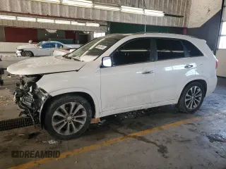 2015 Kia Sorento SX with VIN 5XYKW4A7XFG576725, listed as a Copart auction lot 46047945 with 0 mi miles and Salvage Title. Bid and sale history available at carsss.com. Image 1.