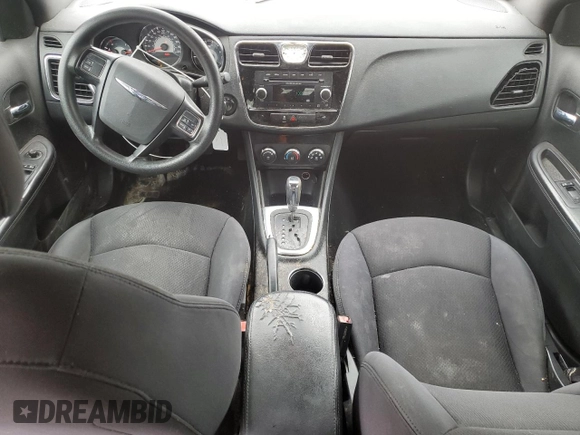 2013 Chrysler 200 LX with VIN 1C3CCBAB5DN642095, listed as a Copart auction lot 53002635 with 173,218 mi miles and Clean Title. Bid and sale history available at carsss.com. Image 8.