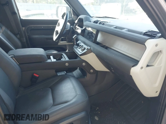 2023 Land Rover Defender S z VIN SALEJ7EXXP2205706, wystawiony jako IAAI lot #42605757 z przebiegiem 7 538 mil mil oraz . Historia ofert i sprzedaży dostępna na DreamBid. Obrazek 5.