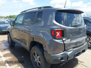 2018 Jeep Renegade Latitude с VIN ZACCJBBB3JPG94814, выставлен на аукционе IAAI как лот 42059415 с пробегом 73 177 миль миль и . История ставок и продаж доступна на DreamBid. Изображение 3.