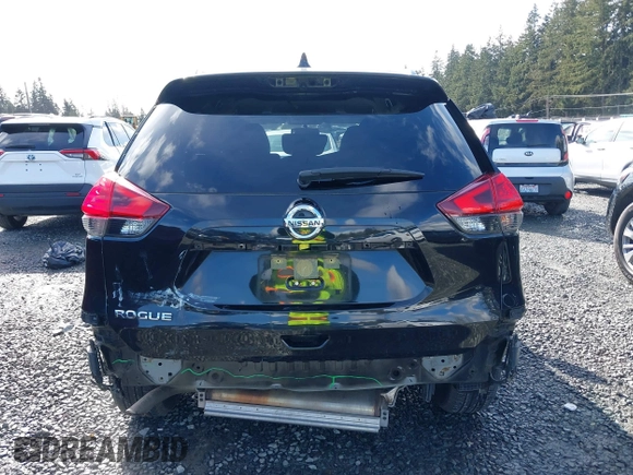 2017 Nissan Rogue SL with VIN JN8AT2MT6HW402601, listed as a IAAI auction lot 41711670 with 87,057 mi miles and . Bid and sale history available at DreamBid. Image 6.