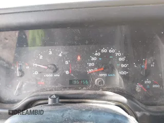 2005 Jeep Wrangler X with VIN 1J4FA39S25P374373, listed as a IAAI auction lot 41754017 with 195,156 mi miles. Bid and sale history available at carsss.com. Image 7.