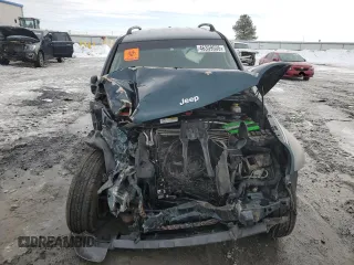 2005 Jeep Liberty Sport with VIN 1J4GL48565W655534, listed as a Copart auction lot 46359535 with 162,770 mi miles and Salvage Title. Bid and sale history available at DreamBid. Image 5.
