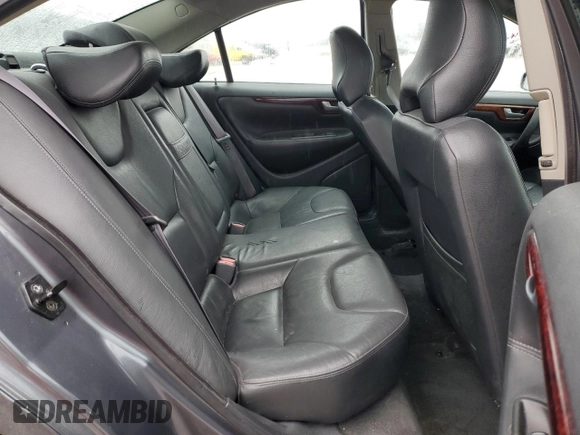 2004 Volvo S60 with VIN YV1RS61T342398483, listed as a Copart auction lot 44915405 with 239,828 mi miles and Salvage Title. Bid and sale history available at carsss.com. Image 10.