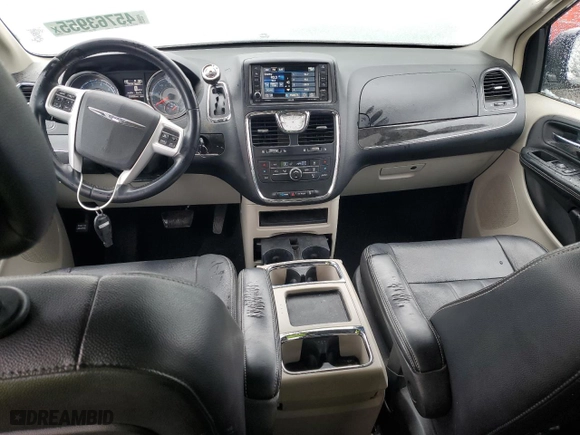 2015 Chrysler Town & Country Touring with VIN 2C4RC1BG0FR751421, listed as a Copart auction lot 45763955 with 116,926 mi miles and Salvage Title. Bid and sale history available at carsss.com. Image 8.