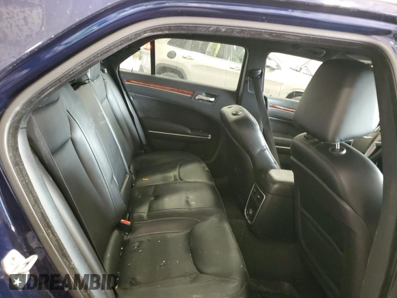2013 Chrysler 300 z VIN 2C3CCAAG3DH699216, wystawiony jako Copart lot #59239475 z przebiegiem 131 731 mil mil oraz Nie do naprawy • Non repairable. Historia ofert i sprzedaży dostępna na DreamBid. Obrazek 10.