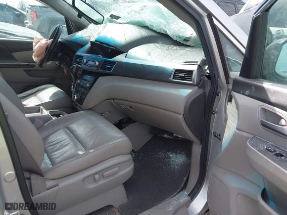 2011 Honda Odyssey Touring with VIN 5FNRL5H98BB006194, listed as a IAAI auction lot 41634887 with 1 mi miles. Bid and sale history available at carsss.com. Image 5.