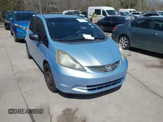 2009 Honda Fit with VIN JHMGE88289S004009, listed as a IAAI auction lot 41803838 with 194,304 mi miles. Bid and sale history available at carsss.com. Image 1.