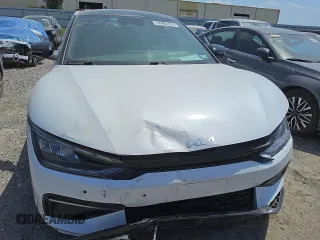 2023 Kia EV6 GT-Line with VIN KNDC44LA4P5101245, listed as a Copart auction lot 52510335 with 7,415 mi miles and Clean Title. Bid and sale history available at DreamBid. Image 5.