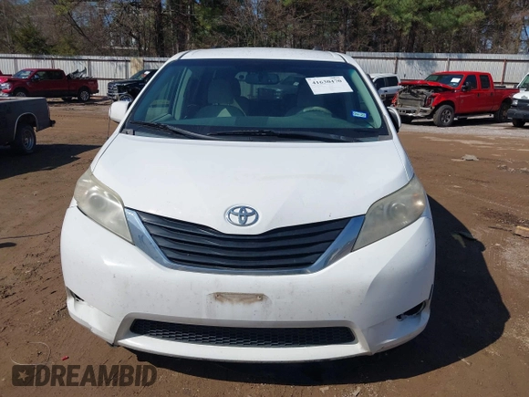 2011 Toyota Sienna LE AAS with VIN 5TDKK3DC5BS057805, listed as a IAAI auction lot 41630470 with 172,345 mi miles. Bid and sale history available at carsss.com. Image 12.