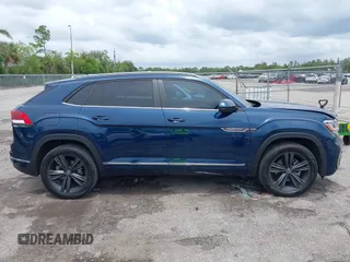 2021 Volkswagen Atlas SE with VIN 1V2PE2CA7MC201509, listed as a IAAI auction lot 42657943 with 71,197 mi miles and . Bid and sale history available at DreamBid. Image 13.