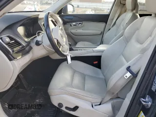 2020 Volvo XC90 Momentum with VIN YV4A221K7L1575489, listed as a Copart auction lot 86401124 with 100,826 mi miles and Salvage title. Bid and sale history available at DreamBid. Image 7.