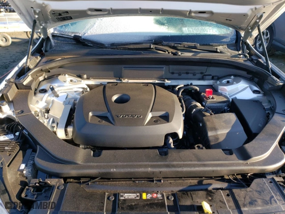 2019 Volvo XC60 R-Design with VIN LYVA22RM8KB183816, listed as a Copart auction lot 67959672 with 34,682 mi miles. Bid and sale history available at carsss.com. Image 12.