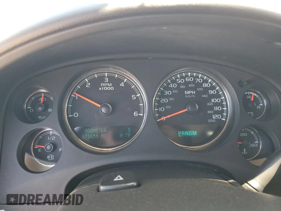 2013 Chevrolet Suburban LT with VIN 1GNSCJE09DR105725, listed as a Copart auction lot 61450935 with 171,659 mi miles and Salvage title. Bid and sale history available at DreamBid. Image 9.