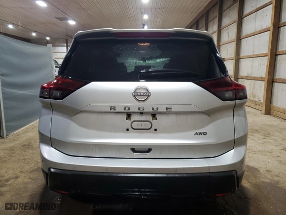 2024 Nissan Rogue S with VIN 5N1BT3AB7RC703488, listed as a Copart auction lot 48031635 with 31,389 mi miles and Salvage Title. Bid and sale history available at carsss.com. Image 6.