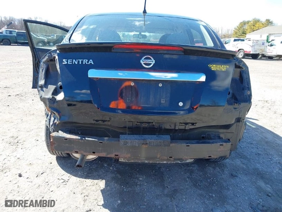 2011 Nissan Sentra 2.0 SR with VIN 3N1AB6APXBL724638, listed as a IAAI auction lot 41703294 with 173,475 mi miles. Bid and sale history available at carsss.com. Image 6.