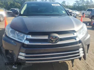 2018 Toyota Highlander LE with VIN 5TDZZRFH4JS250712, listed as a Copart auction lot 55106765 with 88,836 mi miles and Salvage title. Bid and sale history available at DreamBid. Image 5.
