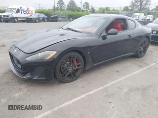 2012 Maserati GranTurismo MC Stradale с VIN ZAM45MLA1C0061579, выставлен на аукционе IAAI как лот 41938411 с пробегом 76 626 миль миль и . История ставок и продаж доступна на DreamBid. Изображение 2.