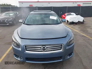 2012 Nissan Maxima SV z VIN 1N4AA5AP7CC805917, wystawiony jako IAAI lot #42070617 z przebiegiem 206 632 mil mil oraz . Historia ofert i sprzedaży dostępna na DreamBid. Obrazek 12.