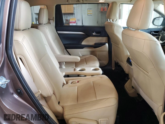2018 Toyota Highlander SE с VIN 5TDJZRFHXJS872020, выставлен на аукционе Copart как лот 57116995 с пробегом 100 505 миль миль и Списание • Salvage title. История ставок и продаж доступна на DreamBid. Изображение 11.