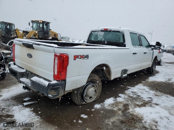 2023 Ford Super Duty F-250 SRW XL with VIN 1FT7W2BA5PED65561, listed as a Copart auction lot 76713144 with 18,489 mi miles and Salvage Title. Bid and sale history available at carsss.com. Image 3.