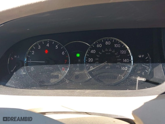 2005 Toyota Avalon XL with VIN 4T1BK36B25U031050, listed as a IAAI auction lot 41024010 with 203,336 mi miles. Bid and sale history available at carsss.com. Image 7.