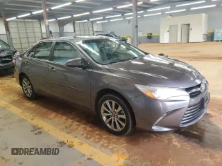 2017 Toyota Camry XLE z VIN 4T1BF1FK3HU699131, wystawiony jako Copart lot #58820105 z przebiegiem 80 344 mil mil oraz Szkoda całkowita • Salvage title. Historia ofert i sprzedaży dostępna na DreamBid. Obrazek 4.