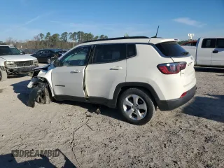 2019 Jeep Compass Altitude z VIN 3C4NJCBB0KT652173, wystawiony jako Copart lot #47865765 z przebiegiem Nie podano mil oraz Szkoda całkowita • Salvage title. Historia ofert i sprzedaży dostępna na DreamBid. Obrazek 2.