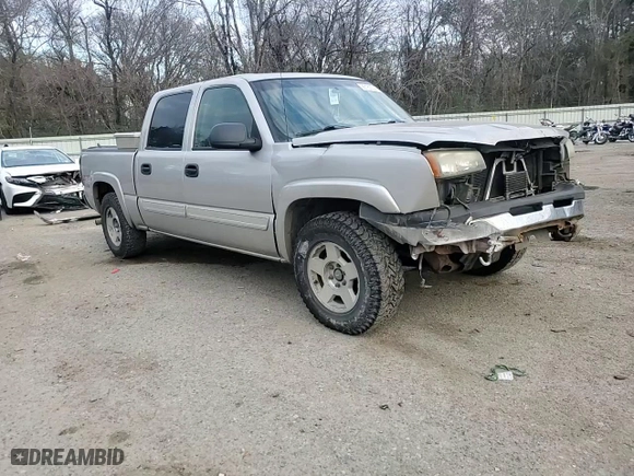 2004 Chevrolet Silverado 1500 Crew Cab Z71 with VIN 2GCEK13T541377767, listed as a Copart auction lot 86180304 with 416,123 mi miles and Salvage Title. Bid and sale history available at carsss.com. Image 10.