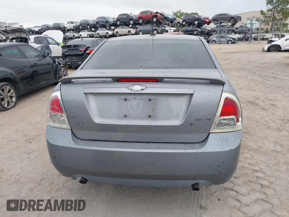 2007 Ford Fusion SE with VIN 3FAHP07197R208598, listed as a IAAI auction lot 41966837 with 999,999 mi miles. Bid and sale history available at carsss.com. Image 17.