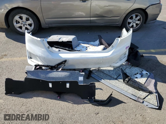 2018 Honda Clarity Plug-In Hybrid with VIN JHMZC5F19JC020788, listed as a Copart auction lot 82557374 with 80,634 mi miles and Salvage Title. Bid and sale history available at carsss.com. Image 12.