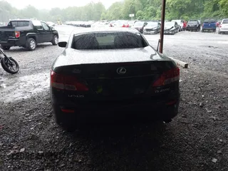 2010 Lexus IS 250 C with VIN JTHFF2C20A2506420, listed as a IAAI auction lot 42323253 with 185,587 mi miles and . Bid and sale history available at DreamBid. Image 16.