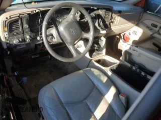 2002 Chevrolet Suburban LS with VIN 3GNEC16Z32G297666, listed as a Copart auction lot 88427615 with 0 mi miles and Salvage Title. Bid and sale history available at carsss.com. Image 8.