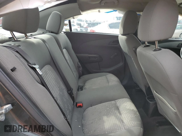 2019 Chevrolet Sonic LS z VIN 1G1JB5SB9K4135606, wystawiony jako Copart lot #38808073 z przebiegiem 77 218 mil mil oraz . Historia ofert i sprzedaży dostępna na DreamBid. Obrazek 10.