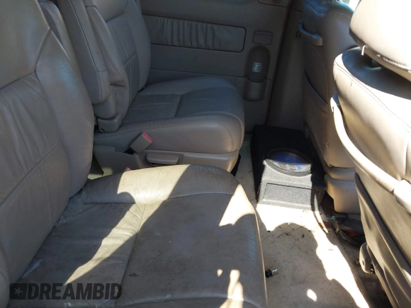 2001 Toyota Sienna LE with VIN 4T3ZF13C61U336492, listed as a IAAI auction lot 41896586 with 191,571 mi miles. Bid and sale history available at carsss.com. Image 8.