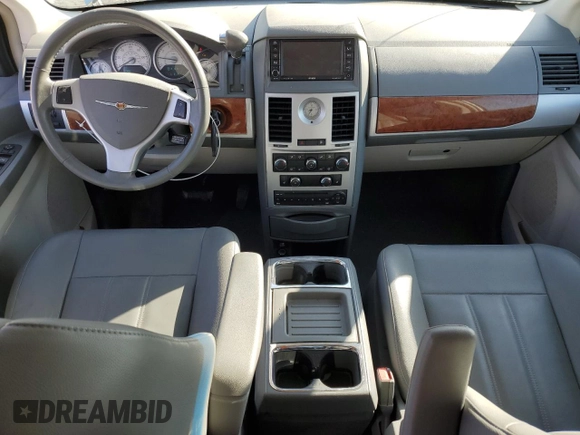 2008 Chrysler Town & Country Touring with VIN 2A8HR54P68R822051, listed as a Copart auction lot 52037365 with 161,619 mi miles and Salvage Title. Bid and sale history available at DreamBid. Image 8.