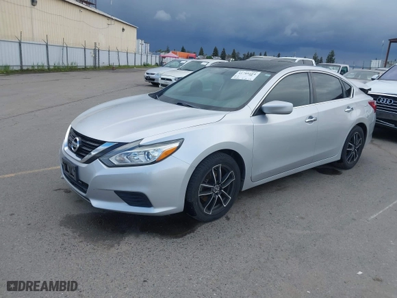 2018 Nissan Altima 2.5 SL with VIN 1N4AL3AP8JC216628, listed as a IAAI auction lot 41789254 with 135,965 mi miles. Bid and sale history available at carsss.com. Image 17.
