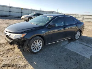 2012 Toyota Camry Hybrid XLE with VIN 4T1BD1FK6CU010696, listed as a Copart auction lot 44035955 with 124,790 mi miles and Salvage Title. Bid and sale history available at carsss.com. Image 1.