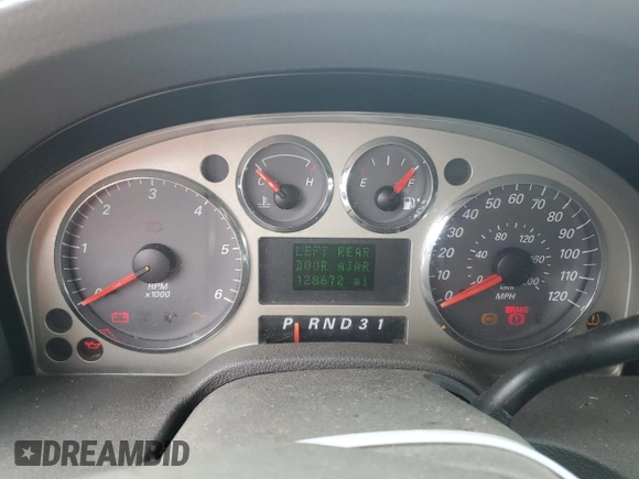 2004 Mercury Monterey Convenience z VIN 2MRDA20204BJ11242, wystawiony jako Copart lot #71081394 z przebiegiem 128 672 mil mil oraz Szkoda całkowita • Salvage title. Historia ofert i sprzedaży dostępna na DreamBid. Obrazek 9.