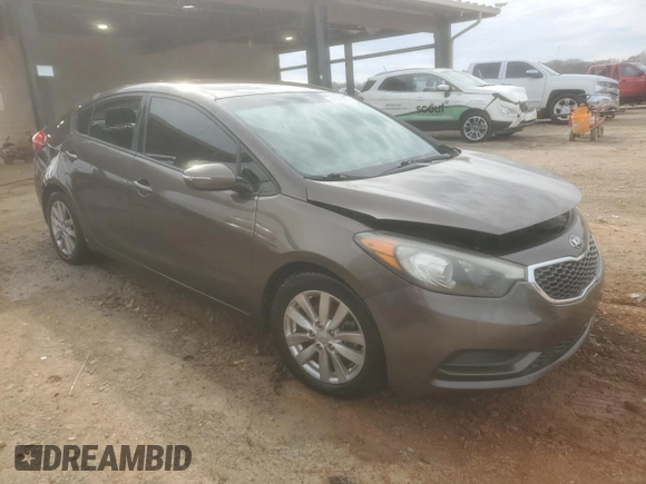 2014 Kia Forte LX with VIN KNAFX4A64E5060340, listed as a Copart auction lot 88545805 with Not Provided miles and Salvage Title. Bid and sale history available at carsss.com. Image 4.
