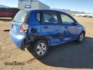 2006 Chevrolet Aveo LS z VIN KL1TD66636B676401, wystawiony jako Copart lot #44761155 z przebiegiem 86 936 mil mil oraz Szkody całkowita. Historia ofert i sprzedaży dostępna na DreamBid. Obrazek 3.